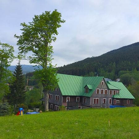 Pension Lucerna Špindlerŭv Mlýn Buitenkant foto