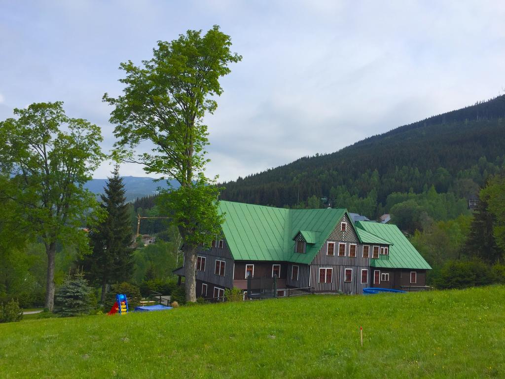 Pension Lucerna Špindlerŭv Mlýn Buitenkant foto